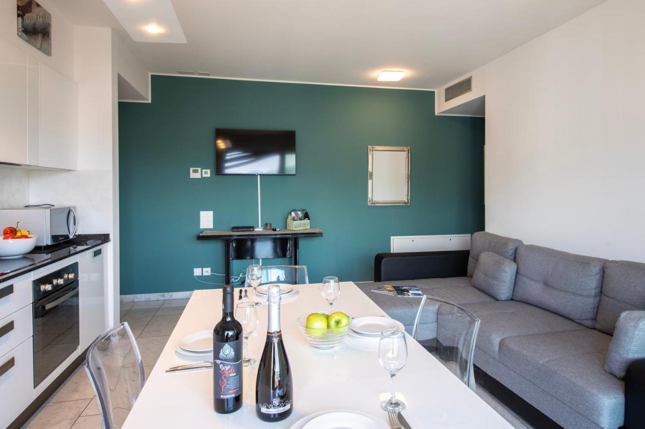 Panoramic Penthouse - Happy Rentals Lugano Buitenkant foto